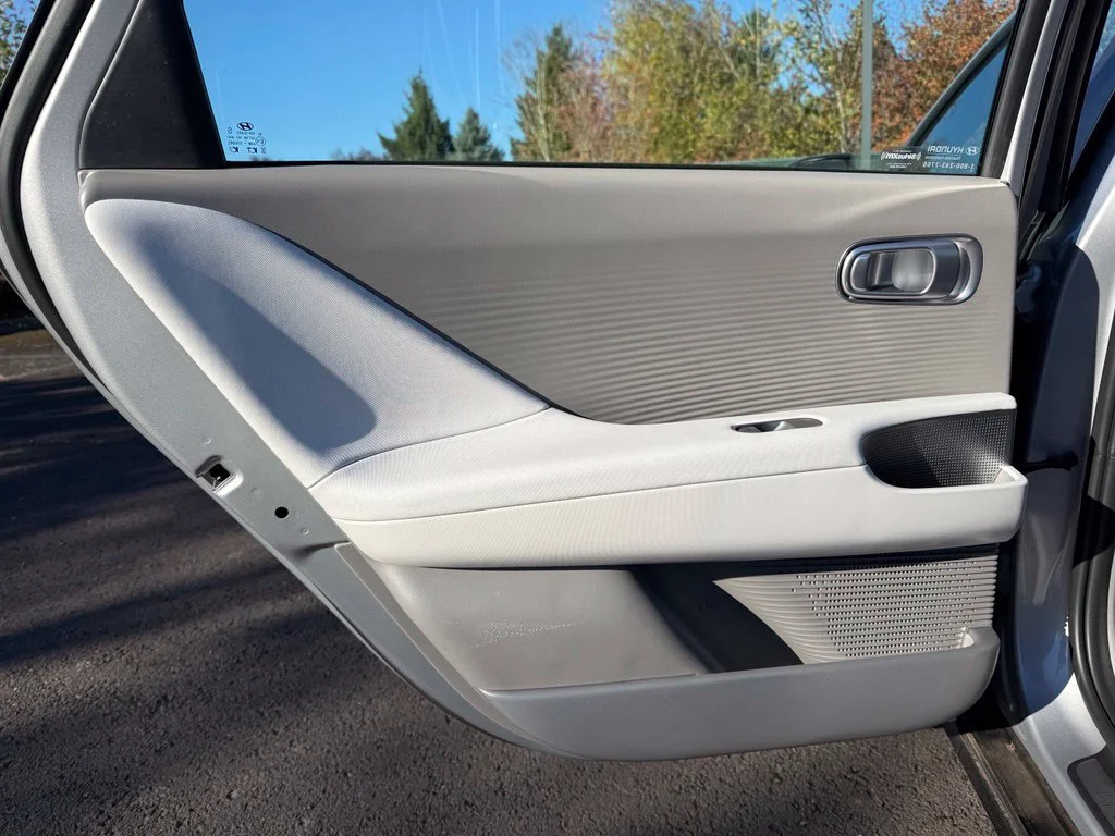 Used 2025 Curated Silver Hyundai SEL image 20