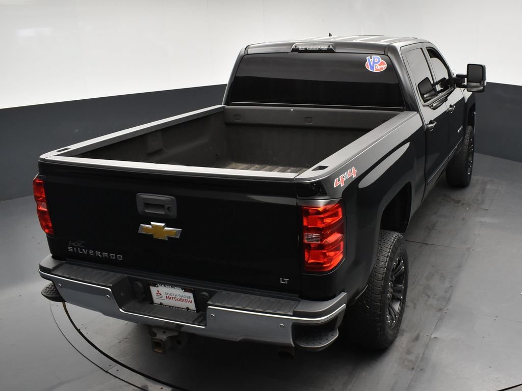 Used 2015 Black Chevrolet LT image 17