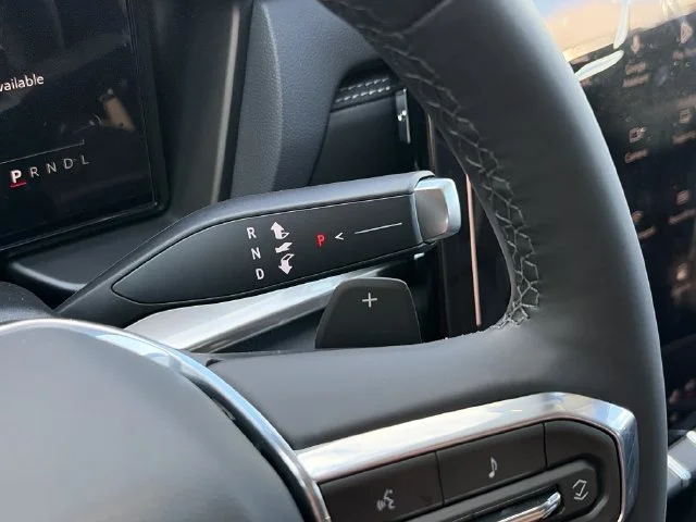 New 2027 White GMC Denali image 22