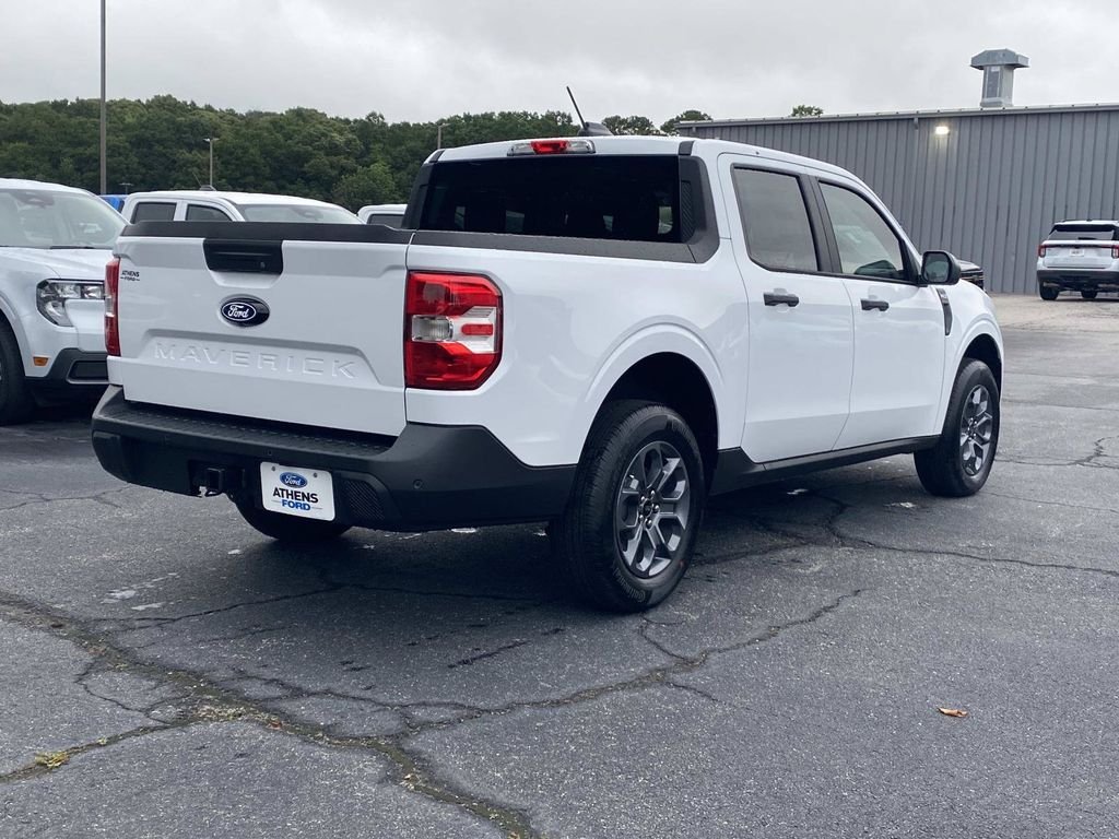New 2026 Oxford White Ford XLT image 3