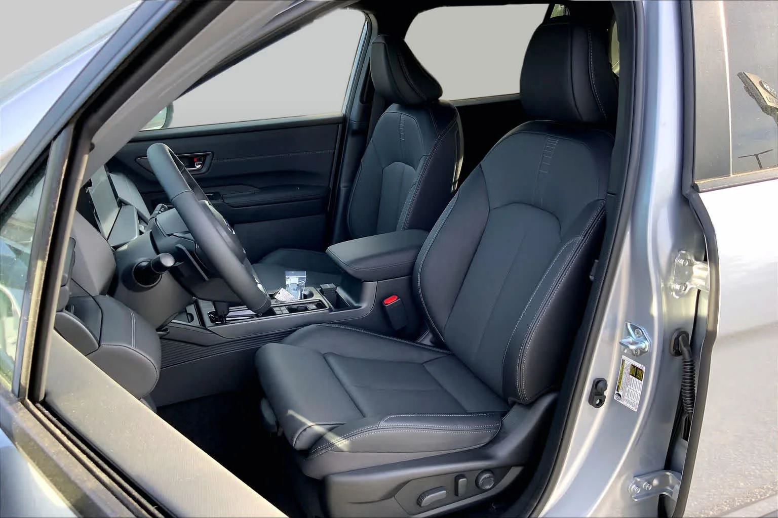 New 2026 ICE SILVER METALLIC Subaru Touring XT image 9