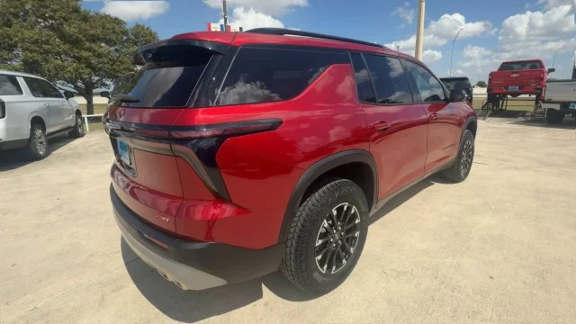 2026 Chevrolet Traverse Z71 - Photo 8