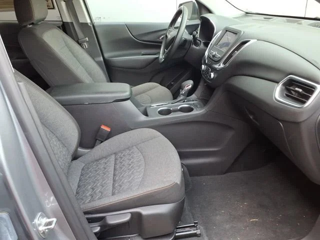 Used 2024 Sterling Gray Metallic Chevrolet LT image 21