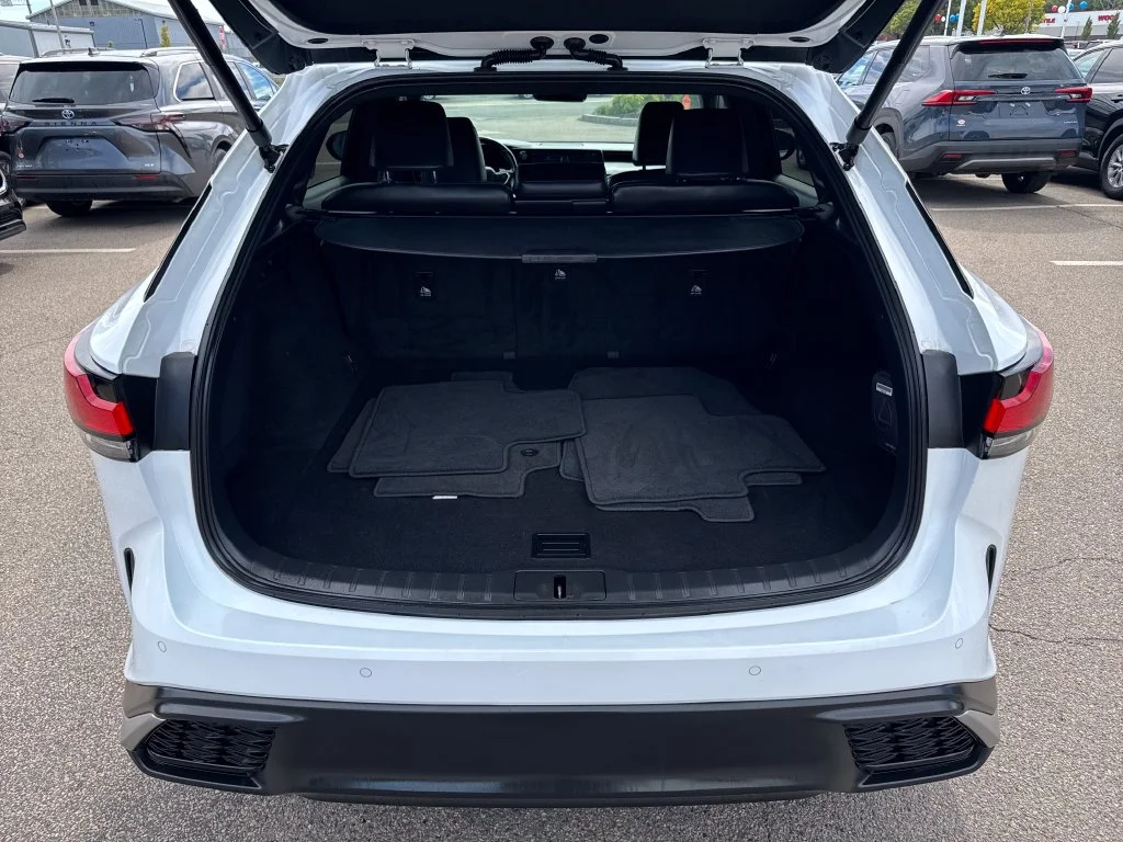 Used 2025 White Lexus 350h F SPORT Design image 7