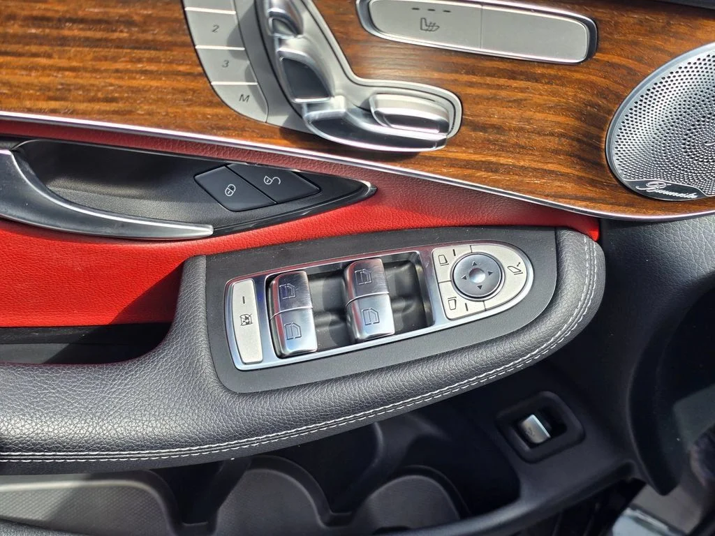 2020 Mercedes-Benz GLC Coupe GLC300 - Photo 32
