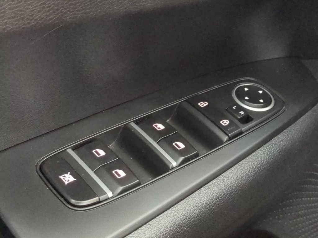 2024 Kia Forte LXS - Photo 27