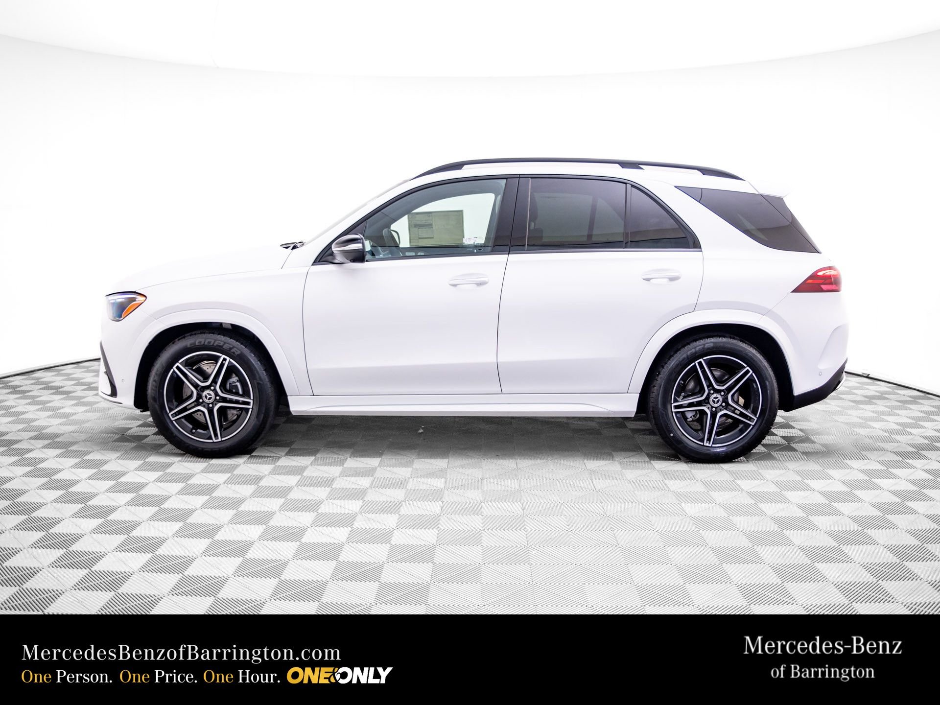 New 2026 Polar White Mercedes-Benz GLE 350 image 2