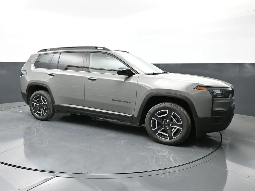 2026 Jeep Cherokee Limited HEV 4X4's photo