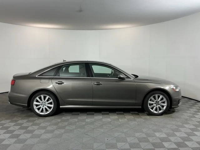 Used 2016  Audi 3.0 TDI Premium Plus image 4