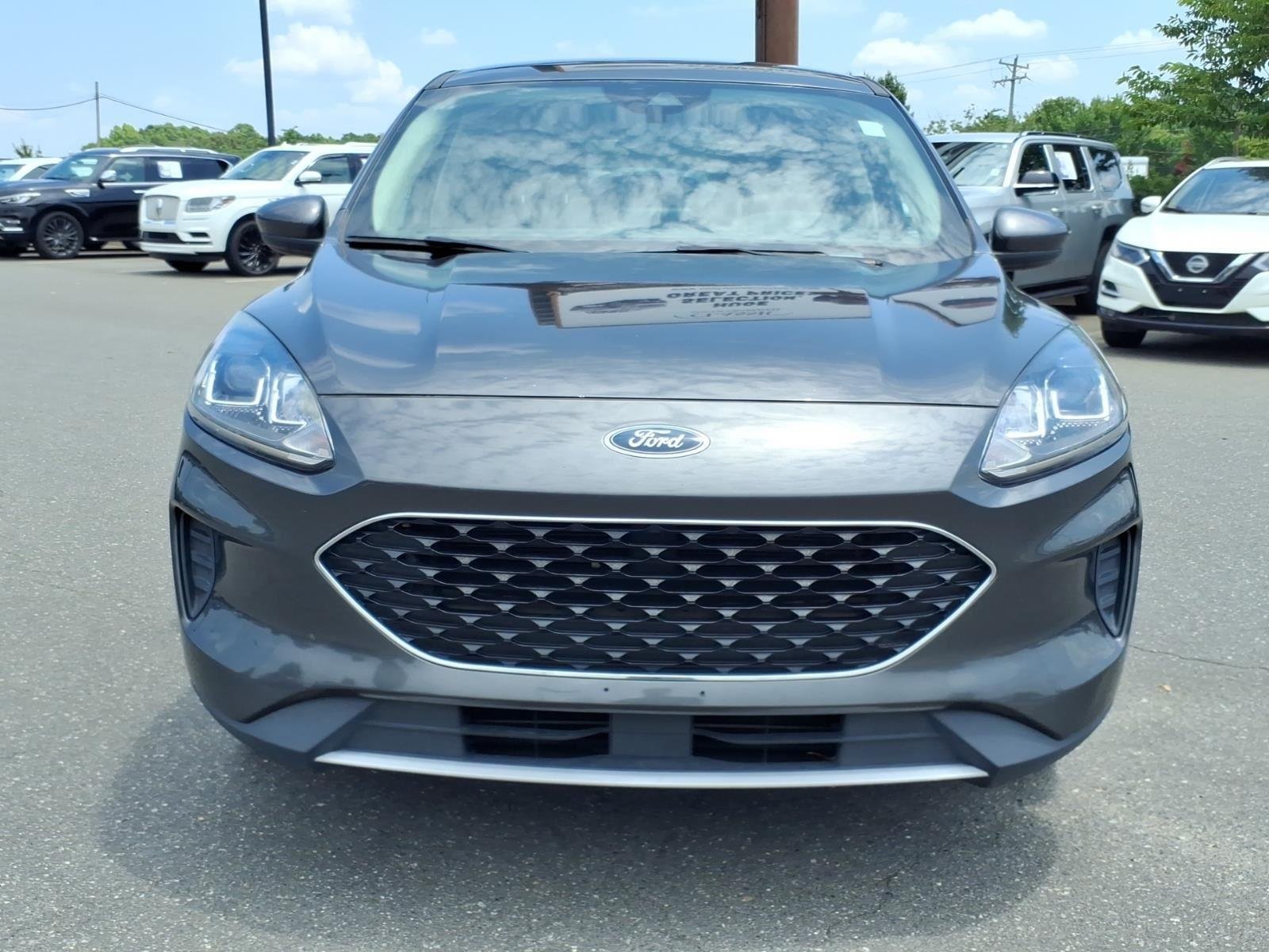 Used 2020 Magnetic Ford SE image 12