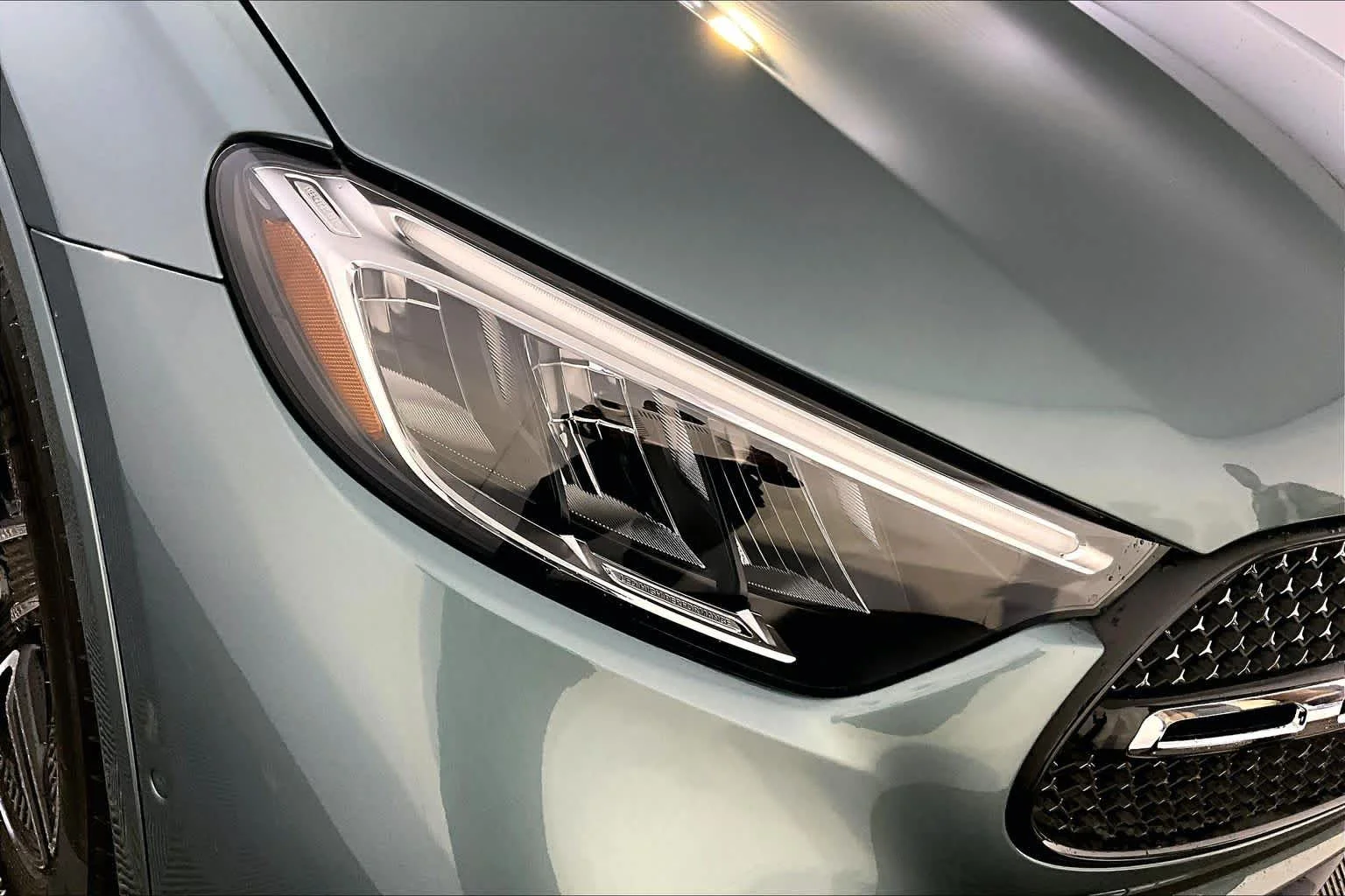 New 2026 Verde Silver Metallic Mercedes-Benz GLC 300 image 16