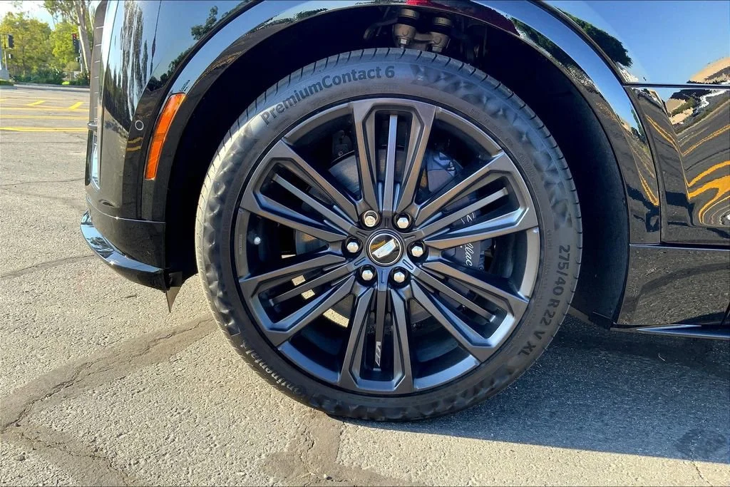 New 2026 Stellar Black Metallic Cadillac V-Series image 13