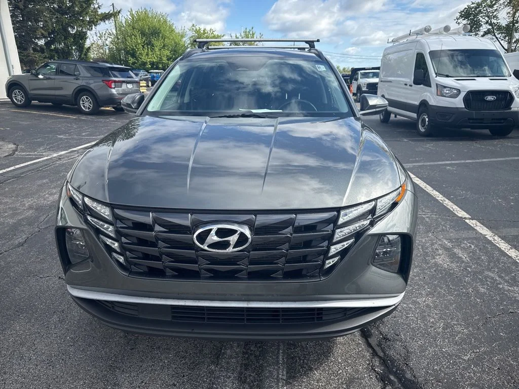 Used 2022 Gray Hyundai SEL image 12
