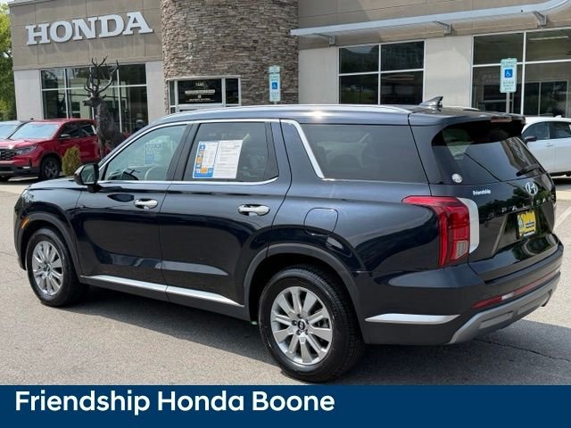 Used 2024 White Hyundai SEL image 7