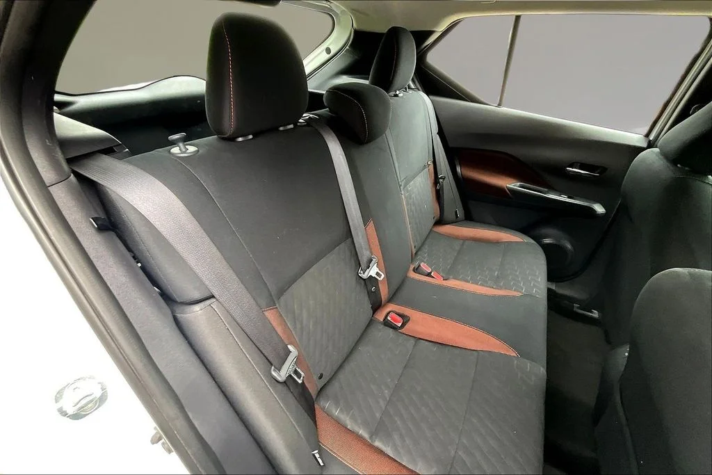 Used 2024 Aspen White Tricoat Nissan SR image 23