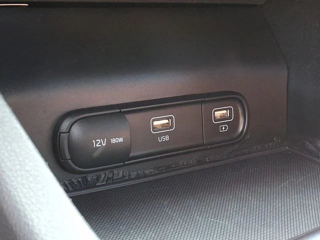 Certified Used 2022 White Kia GT-Line image 25