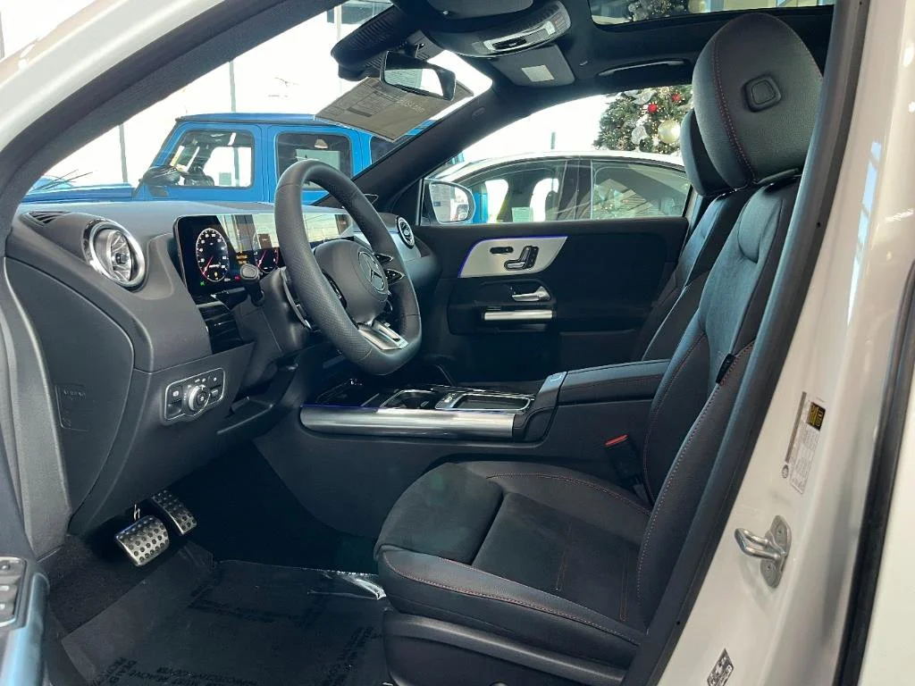 2025 Mercedes-Benz GLA GLA35 AMG - Photo 16