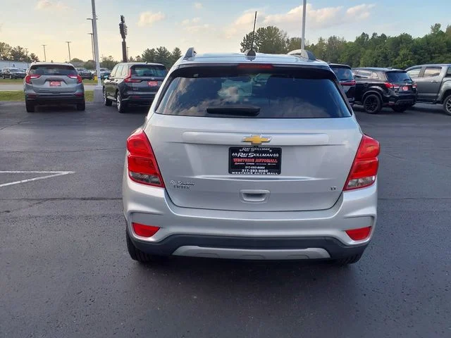 Used 2017 Silver Chevrolet LT image 7