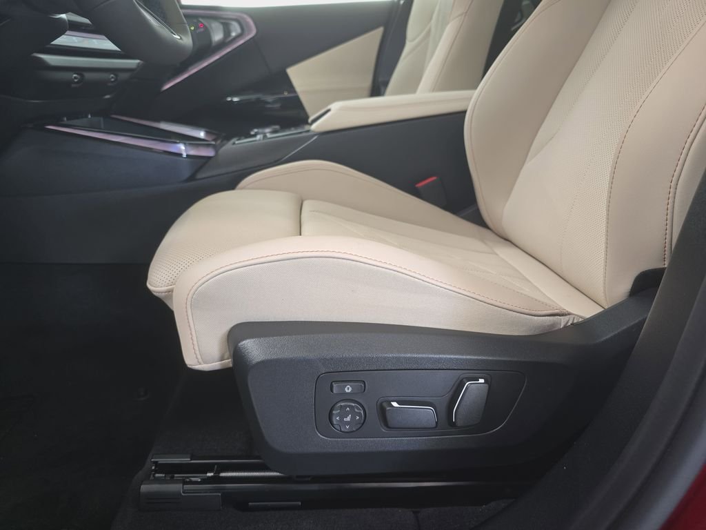 Used 2026 Vegas Red Metallic BMW 30 xDrive image 14