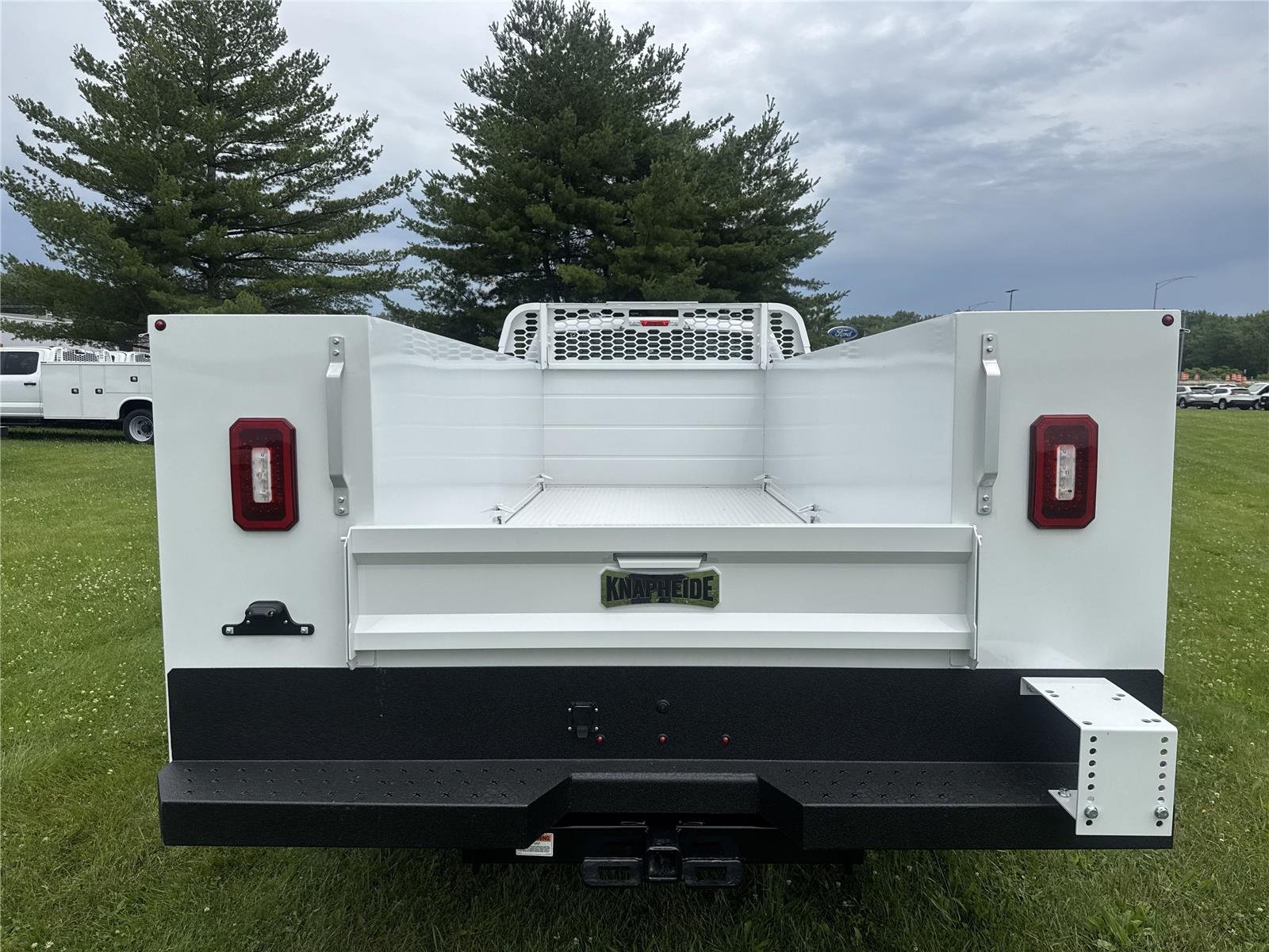 2024 Ford F-450 Super Duty Chassis Cab XL - Photo 19