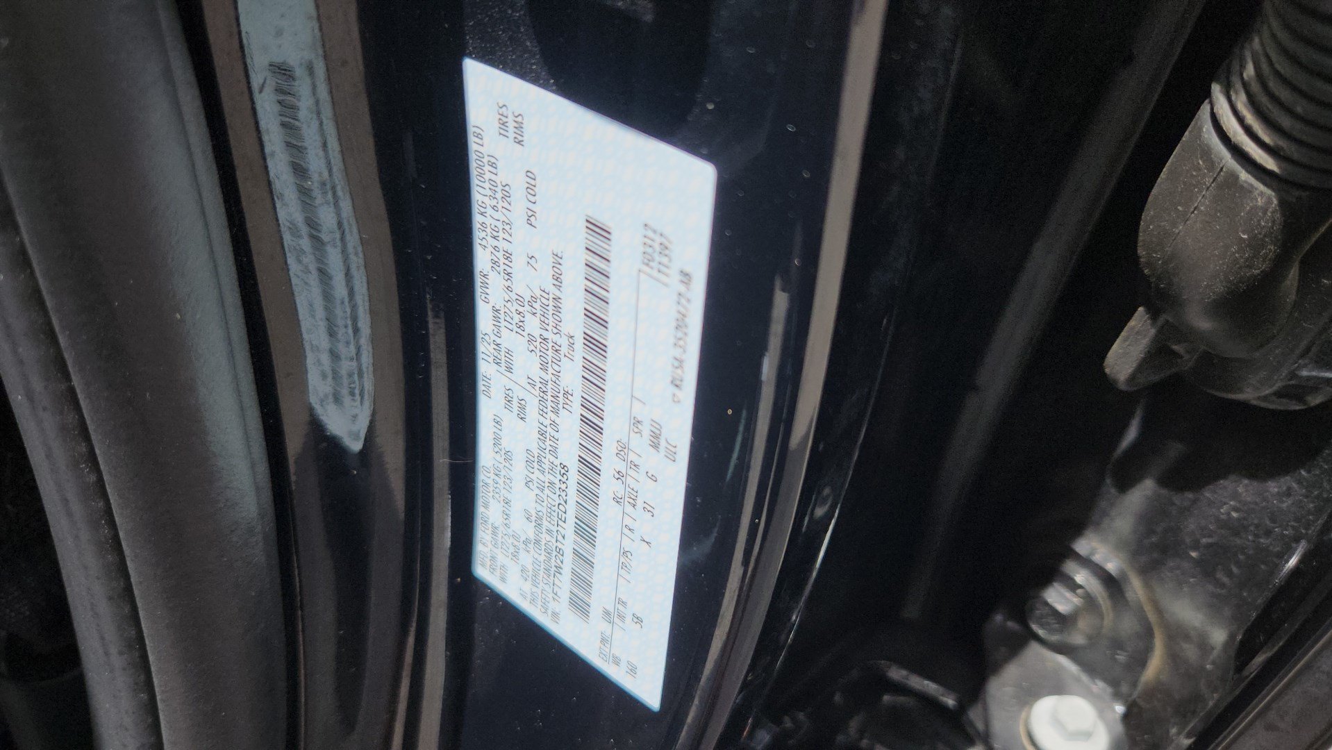 Used 2026 Agate Black Metallic Ford LARIAT image 14