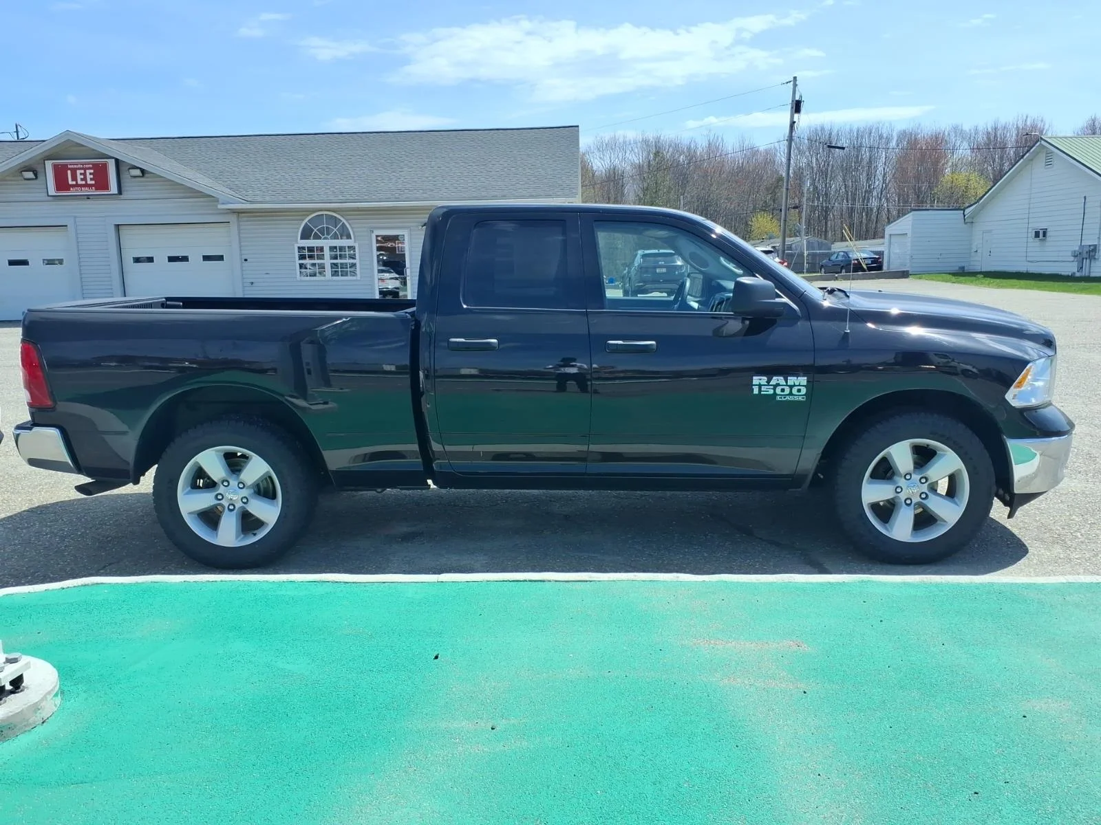 Used 2024 Diamond Black Ram SLT image 4