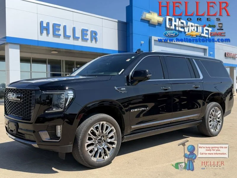 Used 2023 Onyx Black GMC Denali Ultimate image 1