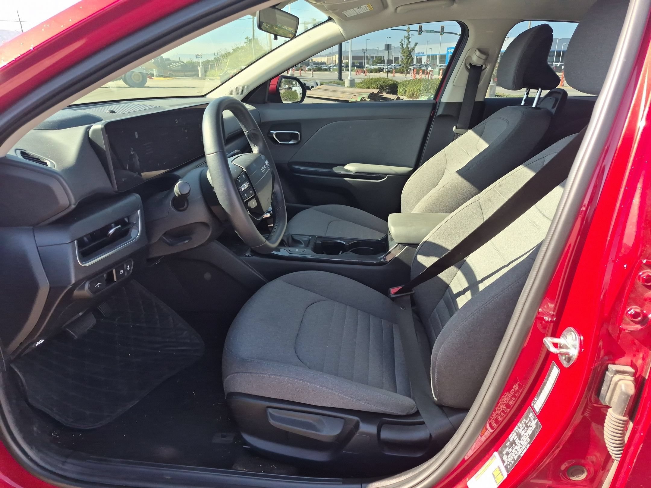 Used 2025 Currant Red Kia EX image 15