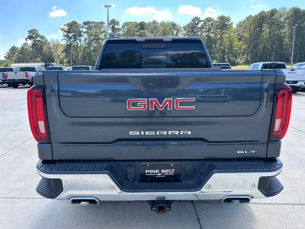 Used 2021 DARK SKY METALLIC GMC SLT image 6