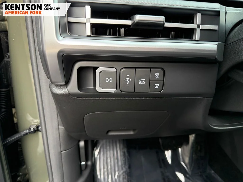 Used 2026 Green Hyundai XRT image 21
