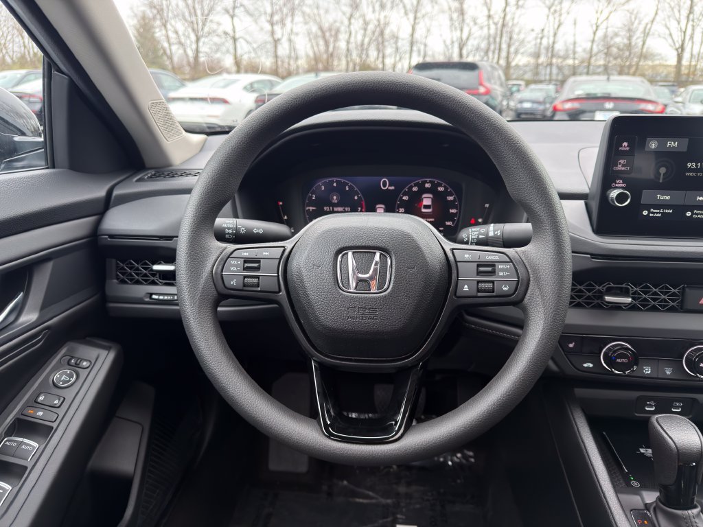 New 2026 Solar Silver Metallic Honda SE image 13
