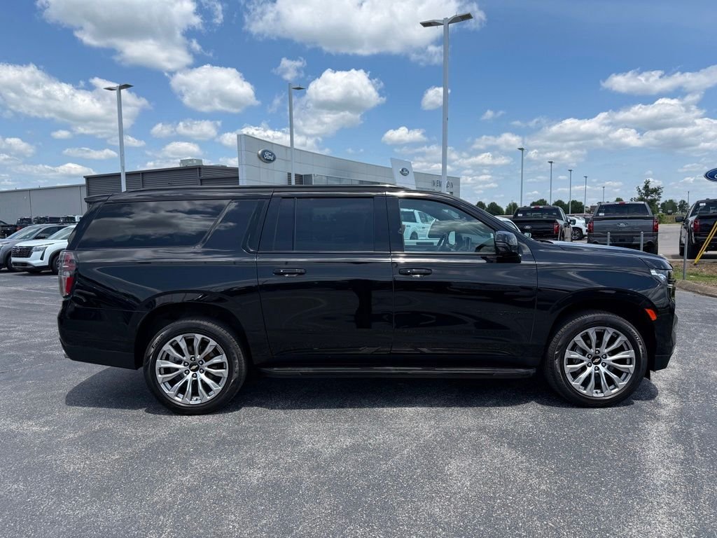 Used 2023 Black Chevrolet RST image 32