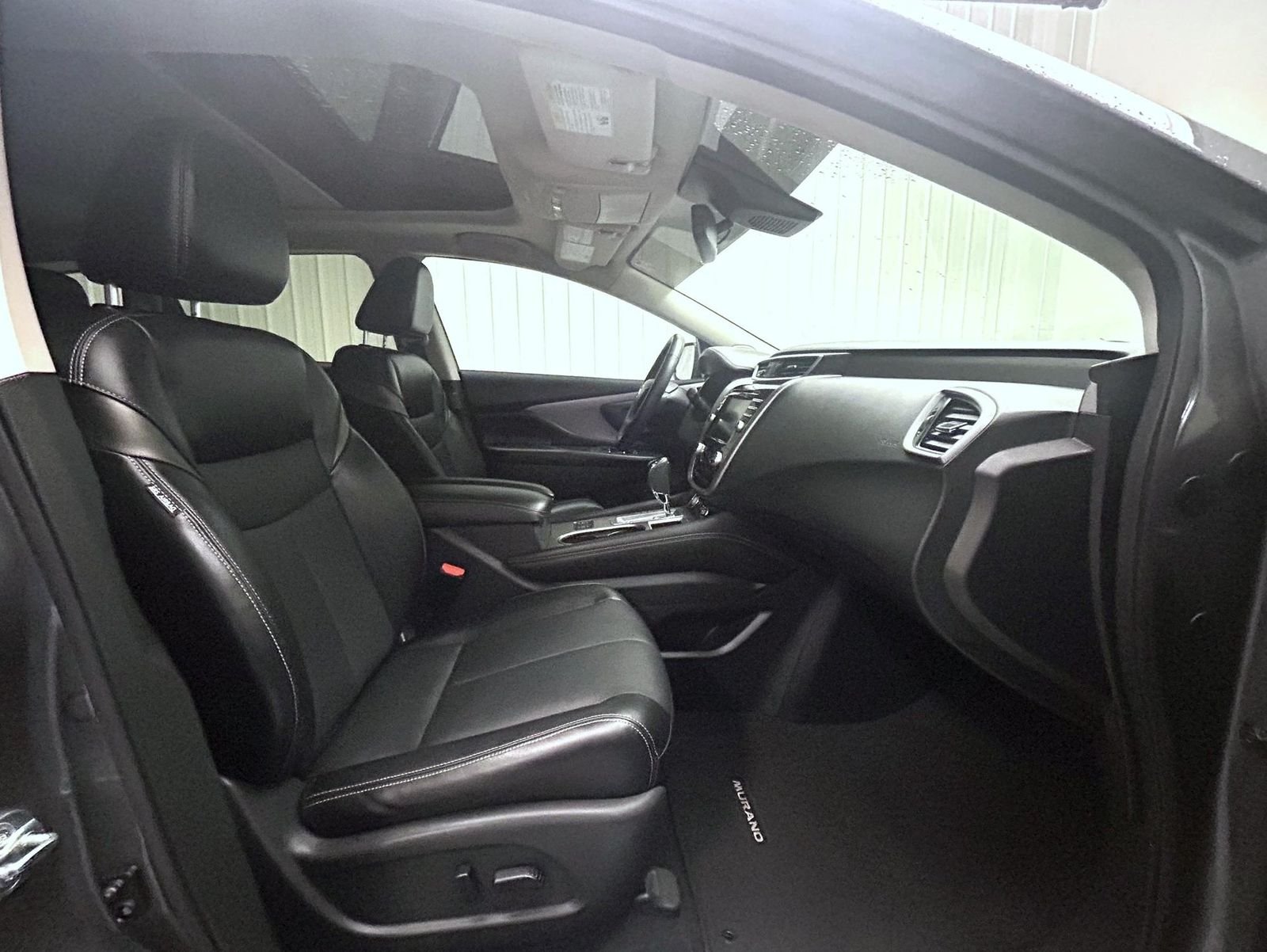 Used 2022 Gray Nissan SL image 15
