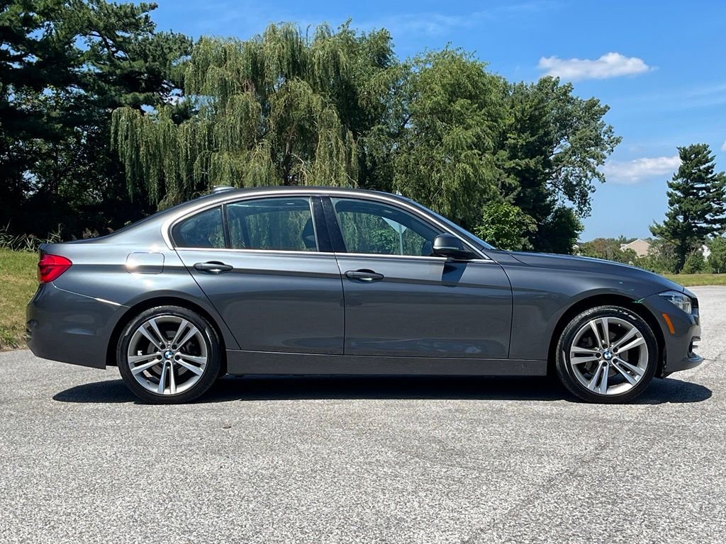 Used 2018 Mineral Grey Metallic BMW 330i xDrive image 8