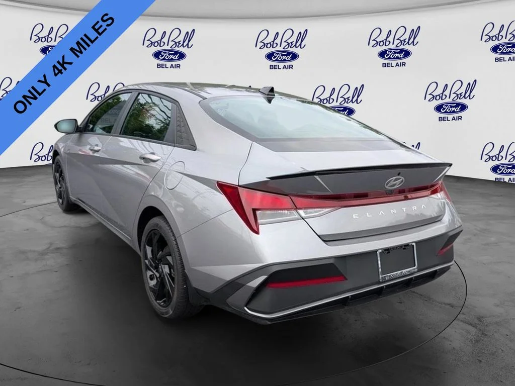 Used 2026 Silver Hyundai SEL Sport image 5