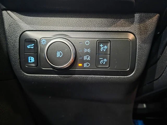 Used 2020 Red Ford Titanium image 18