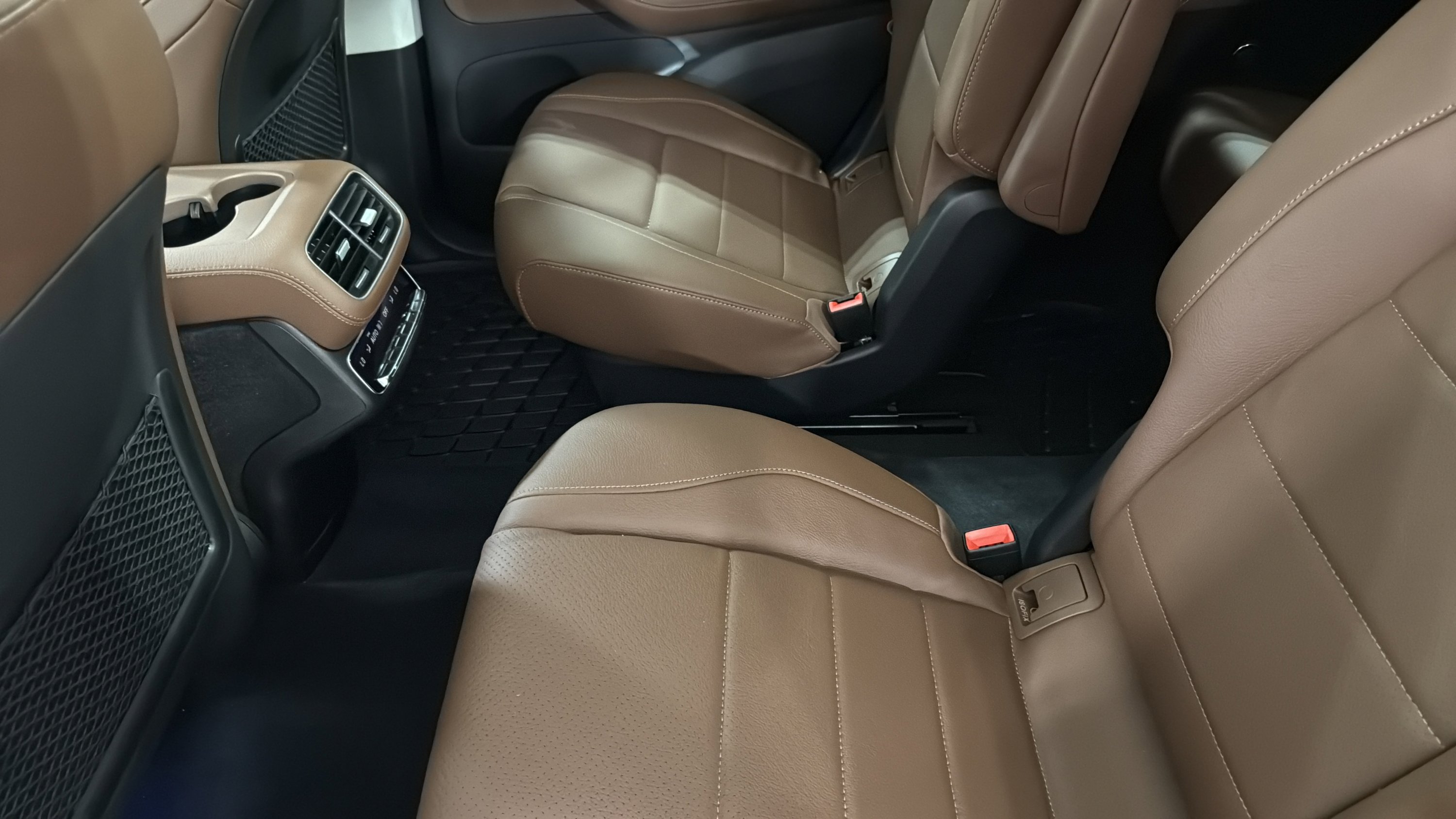 New 2026 Selenite Grey Metallic Mercedes-Benz GLS 450 image 25