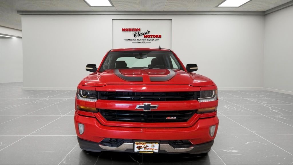 Used 2017 Red Chevrolet LT image 2