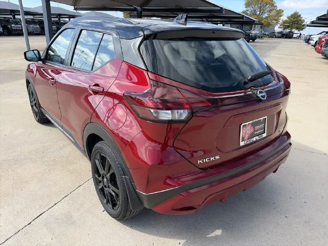 Used 2023 Red Nissan SR image 4