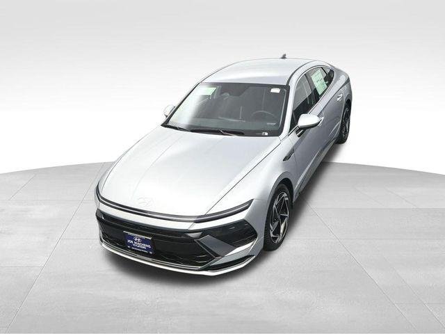 New 2026 Silver Hyundai SEL Sport image 24