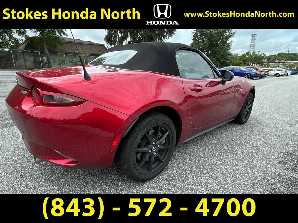 Used 2019 Red Mazda Sport image 4