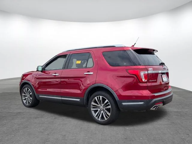 Used 2018 Ruby Red Metallic Ford Platinum image 5