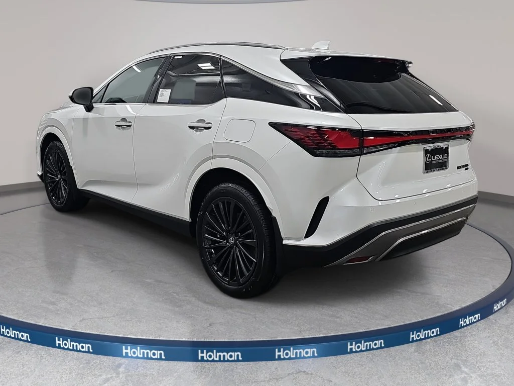 New 2026 Eminent White Pearl Lexus PREMIUM image 7
