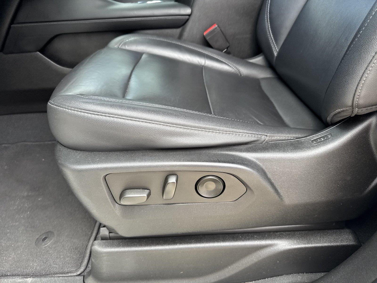 Used 2021 SUMMIT WHITE Chevrolet Z71 image 12