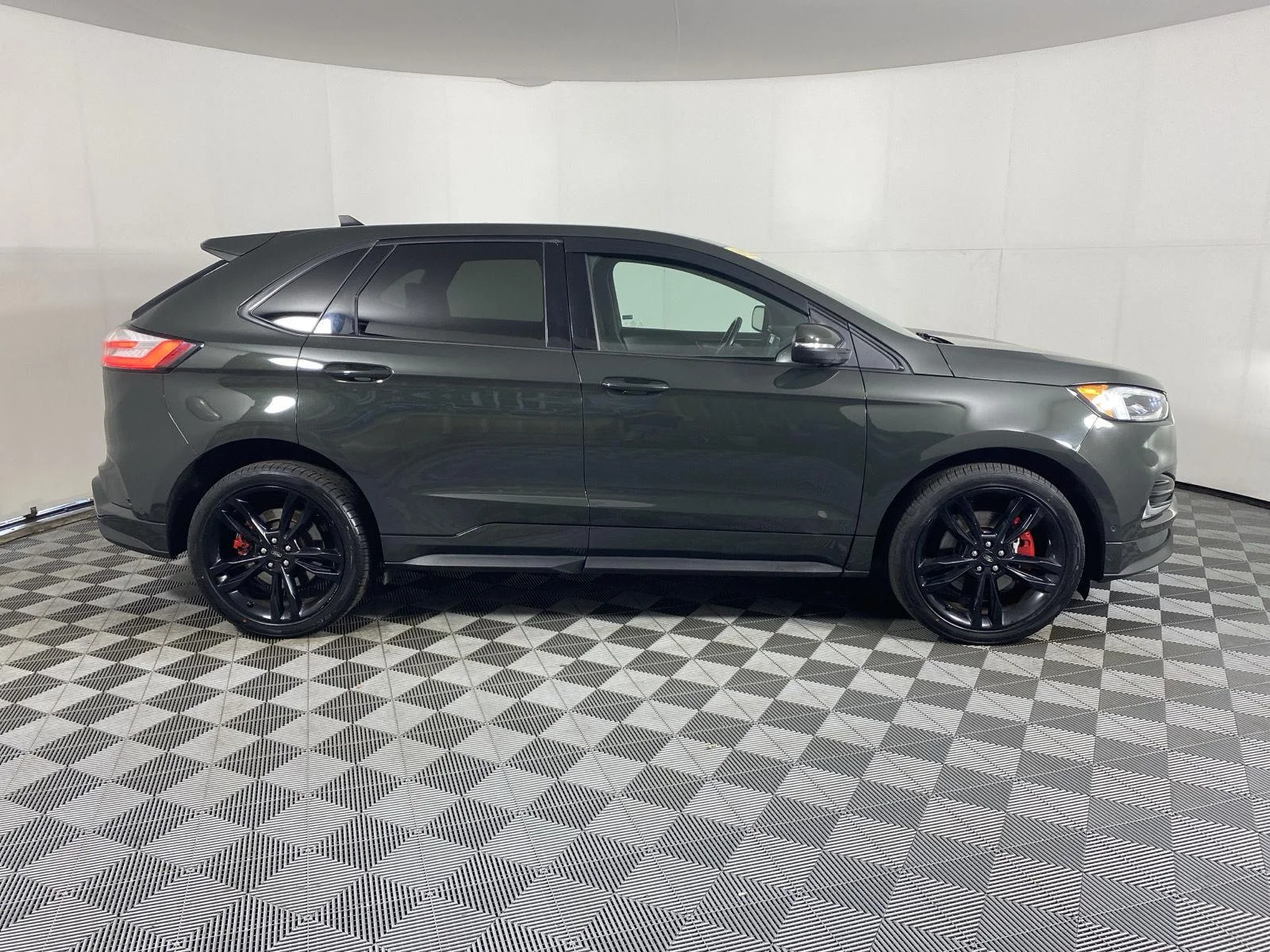 Used 2022 Forged Green Ford ST image 10