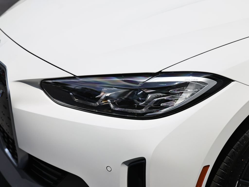 2024 BMW i4 40 - Photo 13