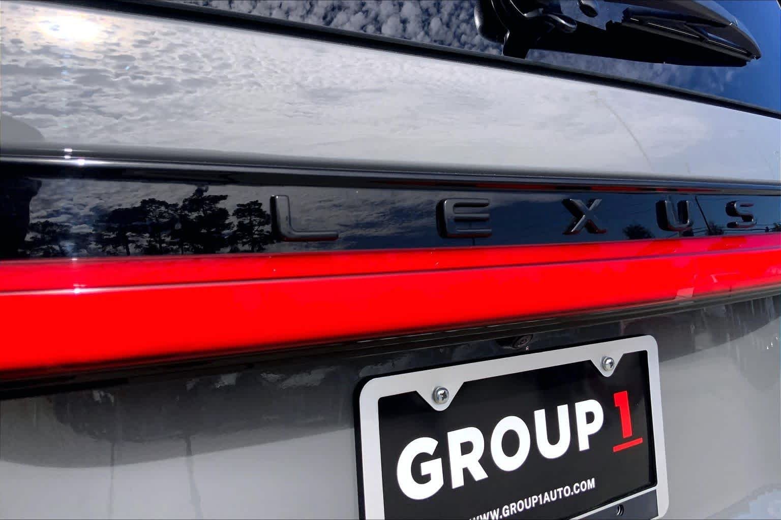 Used 2025 Incognito Lexus Overtrail image 30