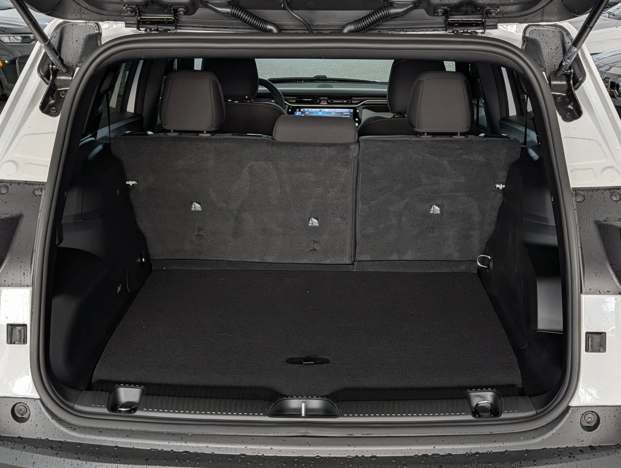 New 2026 White Jeep - - Hybrid - Adaptive Cruise - 12.3 Display - Heated Seats - Blind Spot Monitor & More! image 26