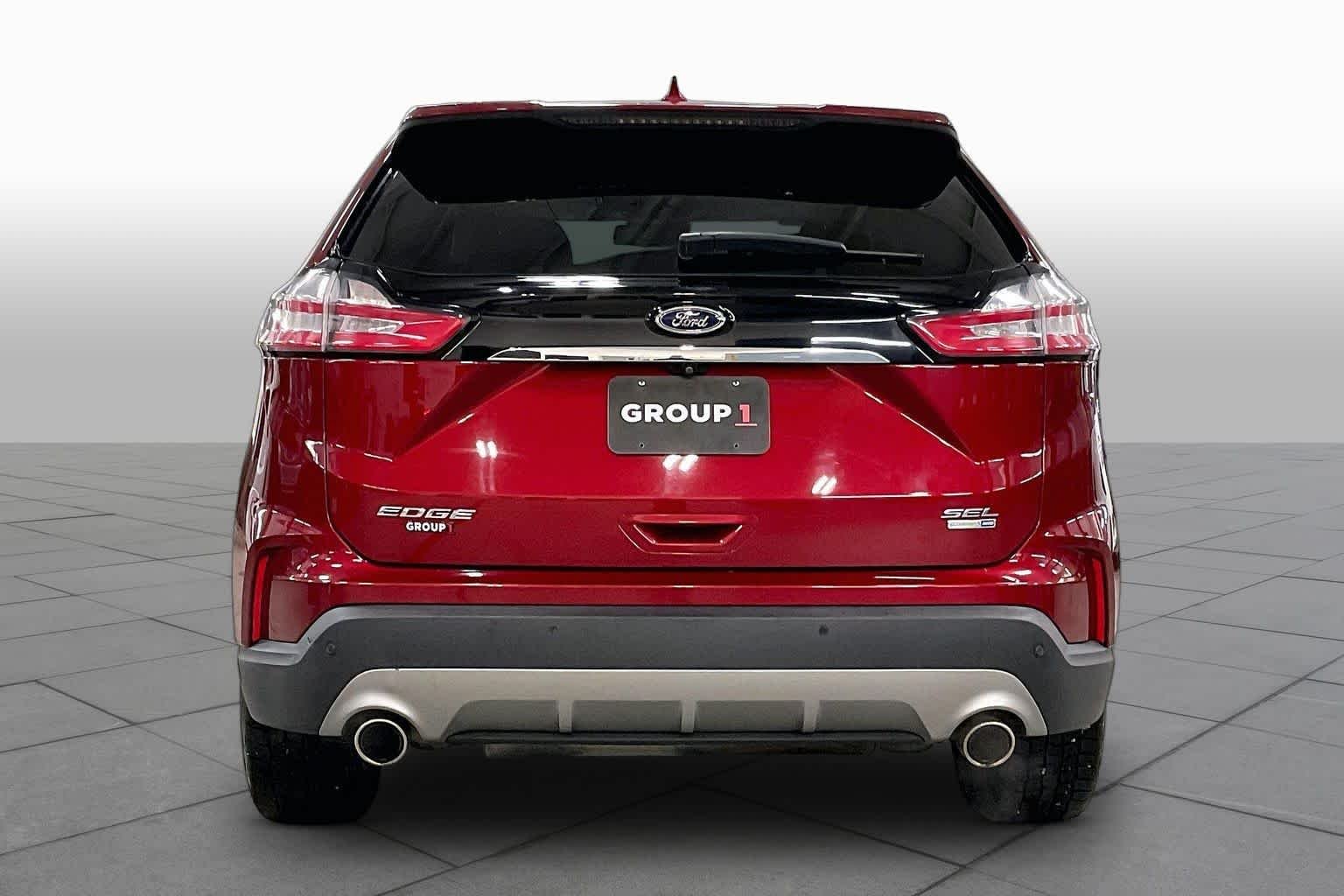 Used 2019 Ruby Red Metallic Tinted Clearcoat Ford SEL image 5