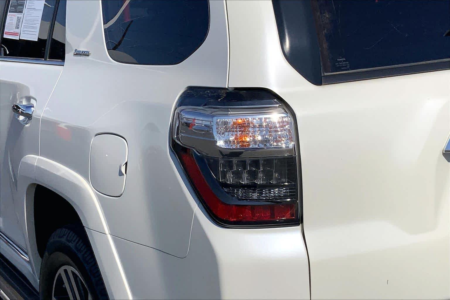 Used 2021 Blizzard Pearl Toyota Limited image 29